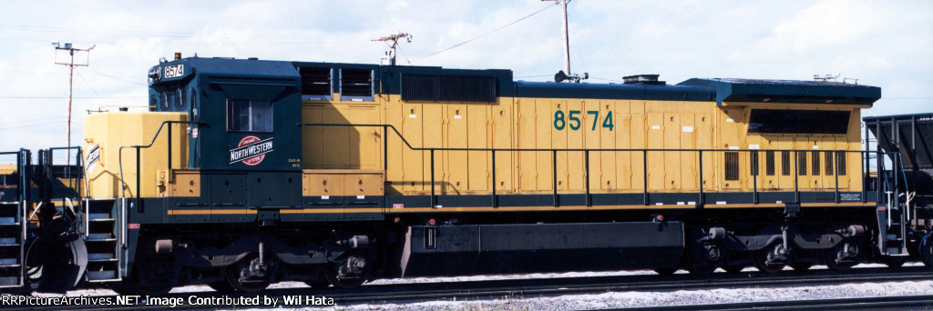 C&NW C41-8 8574